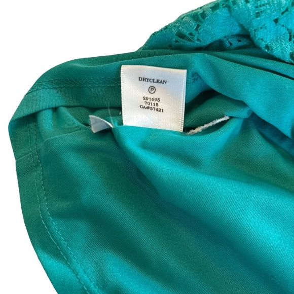 Ann Taylor Shirt Womens 12 Green Lace Blouse Turquoise Floral Peplum Cap Sleeve. - Picture 9 of 15